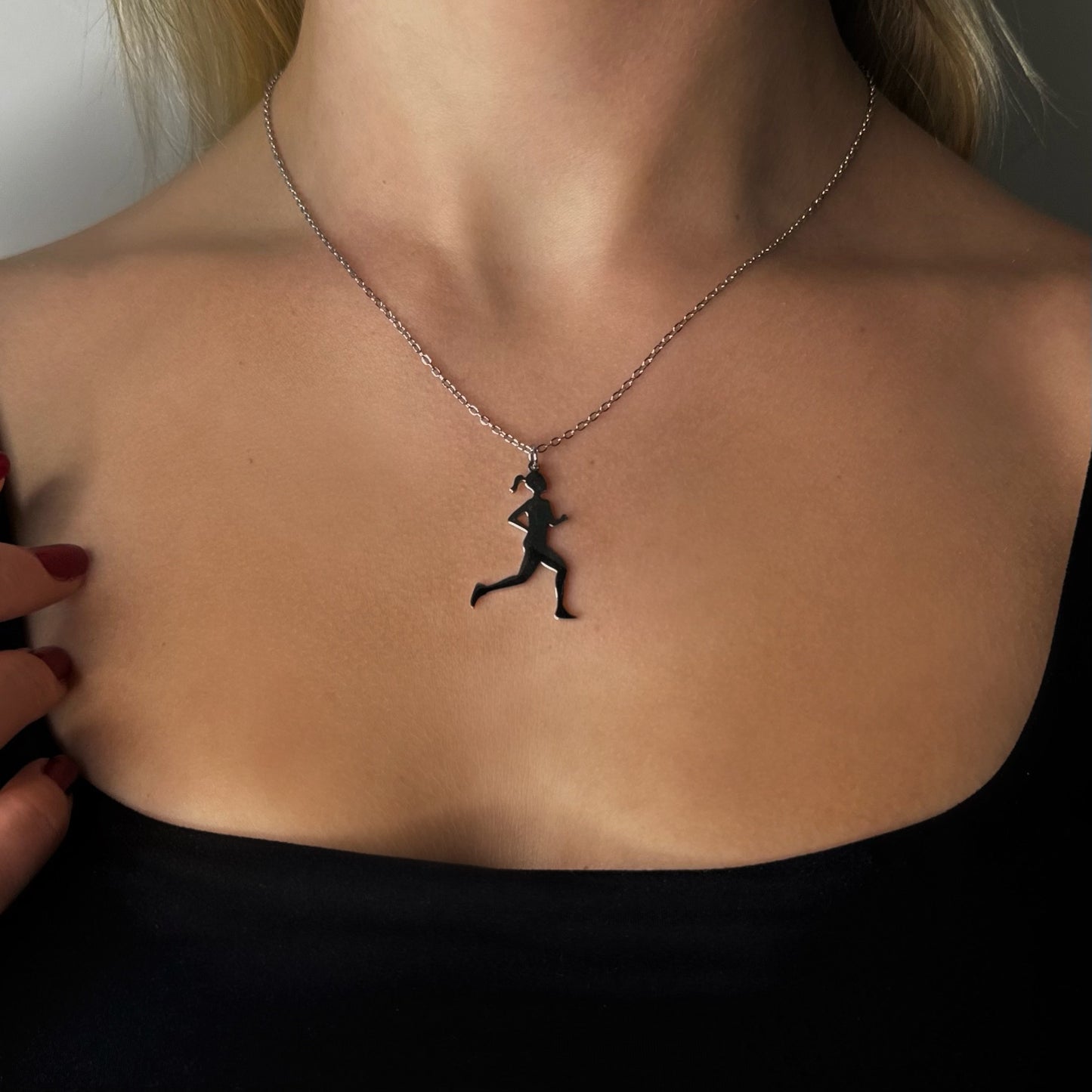 Clewso™ Runner Necklace